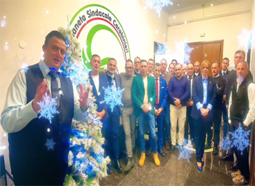 072 - Natale ASSIEME e tanti auguri a tutti i Carabinieri associati e i loro cari da una delegazione della dirigenza di PSC ASSIEME